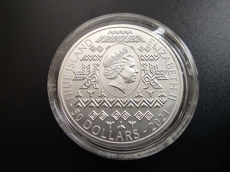 mince stříbrná
